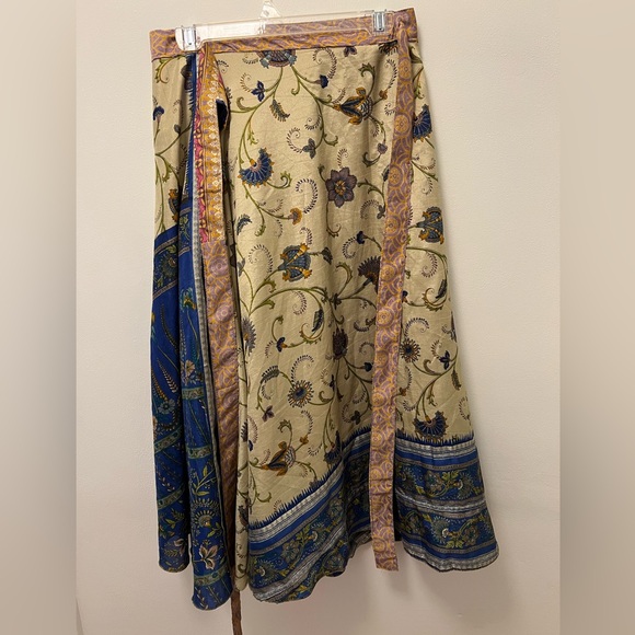 Darn Good Yarn Sari Silk Wrap Skirt Ankle XL REVERSABLE PATTERN - Picture 1 of 8